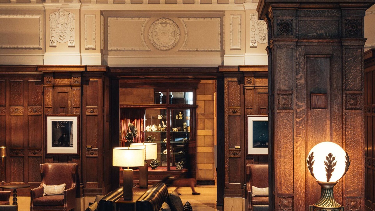 Byward Market - Parliament Hill Hotel | Fairmont Chateau Laurier Gold Experience