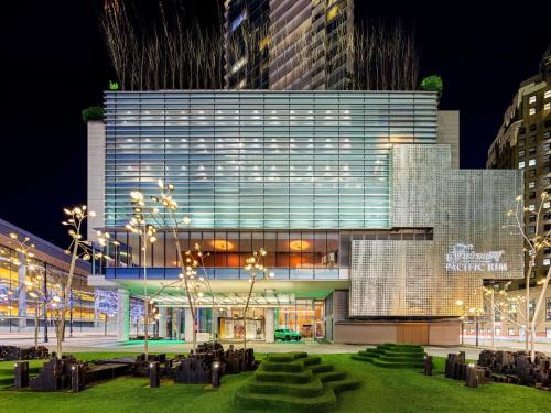 Coal Harbour Hotel | Fairmont Pacific Rim