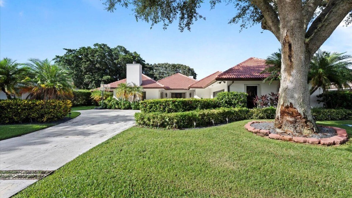 Palm Beach Gardens House | Fairway Escape Pool Games Firepit