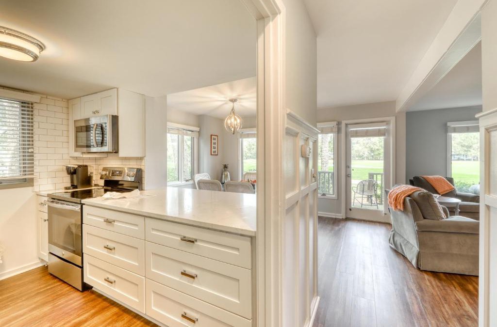 West Beach Village Villa | Fairway Oaks 1305