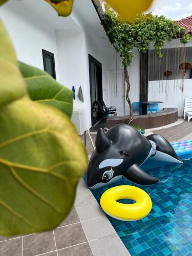 Taman Teh Teng Seng House | Fairy Retreat Private Pool Cottage IPOH, BBQ, KTV, 10-12 pax