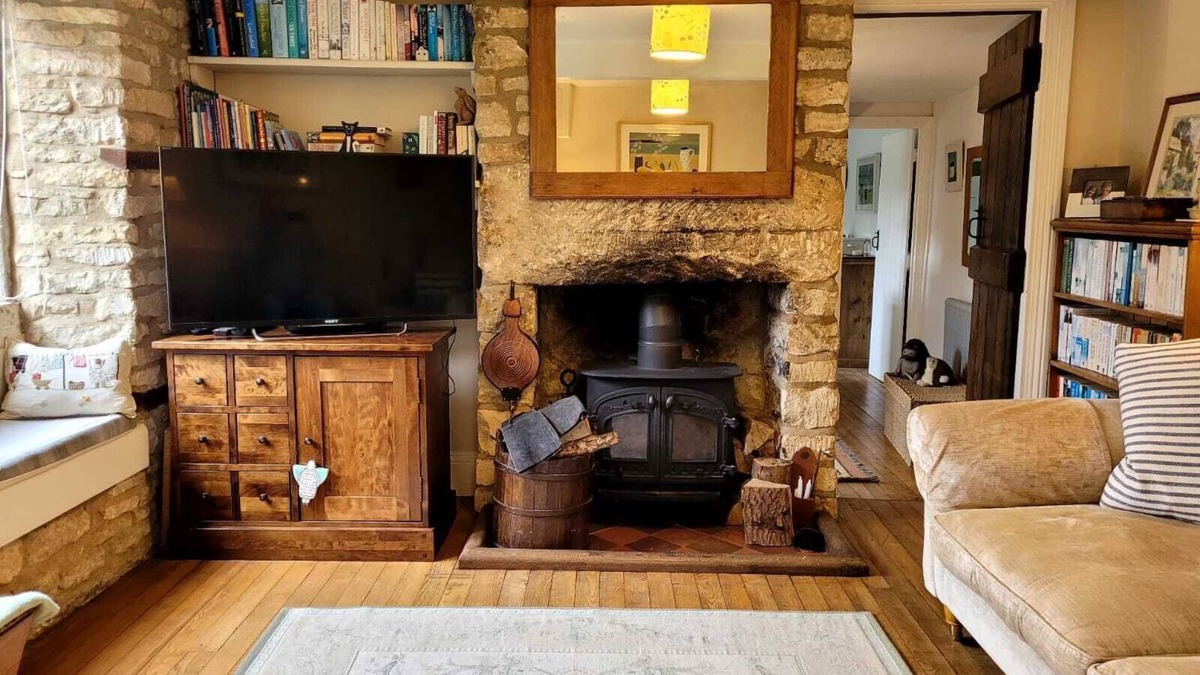 Stroud House | Fairytale Cottage in The Cotswolds