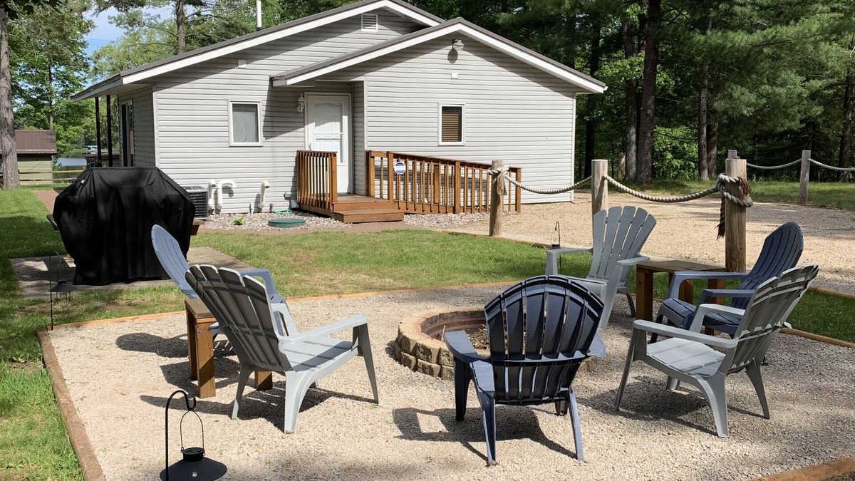 Crivitz Cottage | Fall and Winter dates still available. Lake Access, Boat Dock - 3 Bdrm, 2 Bath