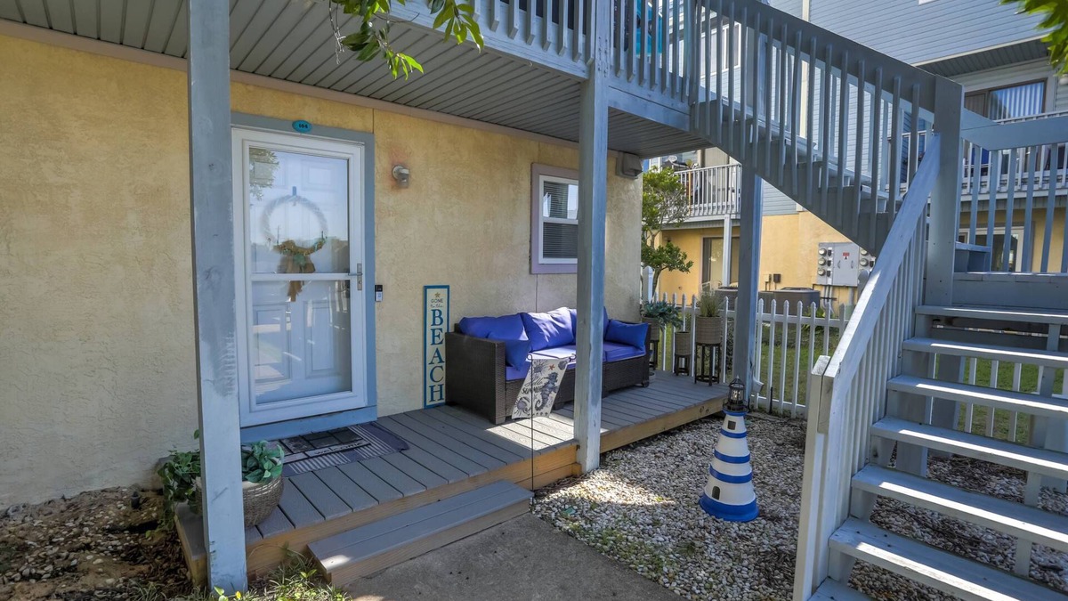 Fort Walton Beach Condo | Fall Escape Special - 15% off through October!