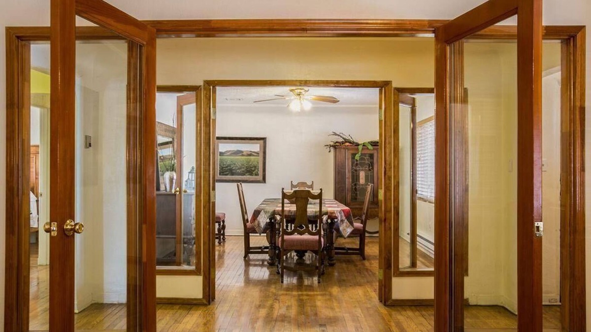 Los Duranes House | Fall in Albuquerque is ideal!
