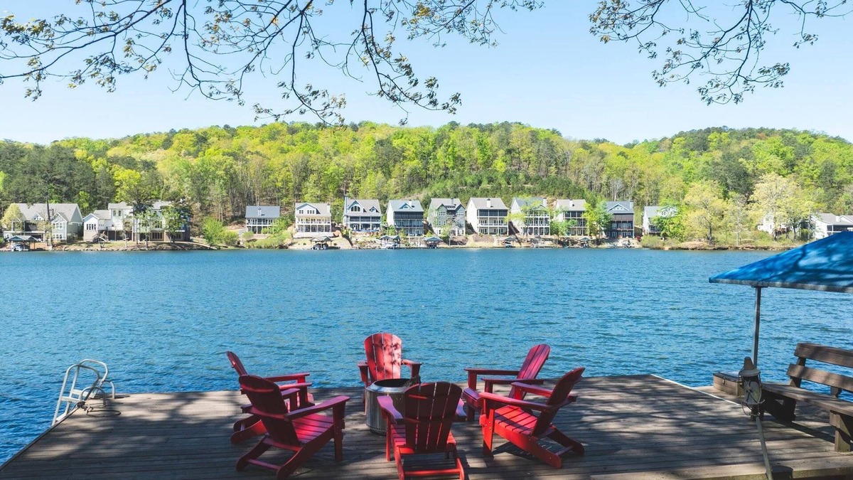 Waleska House | Fall Sale: 15% Off 3+ nights – thru Nov 30!