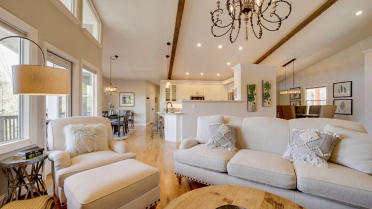 Dillard Cabin | FALL SALE! Sky Valley Home Minutes From Golf Course w/Post Card Perfect Views