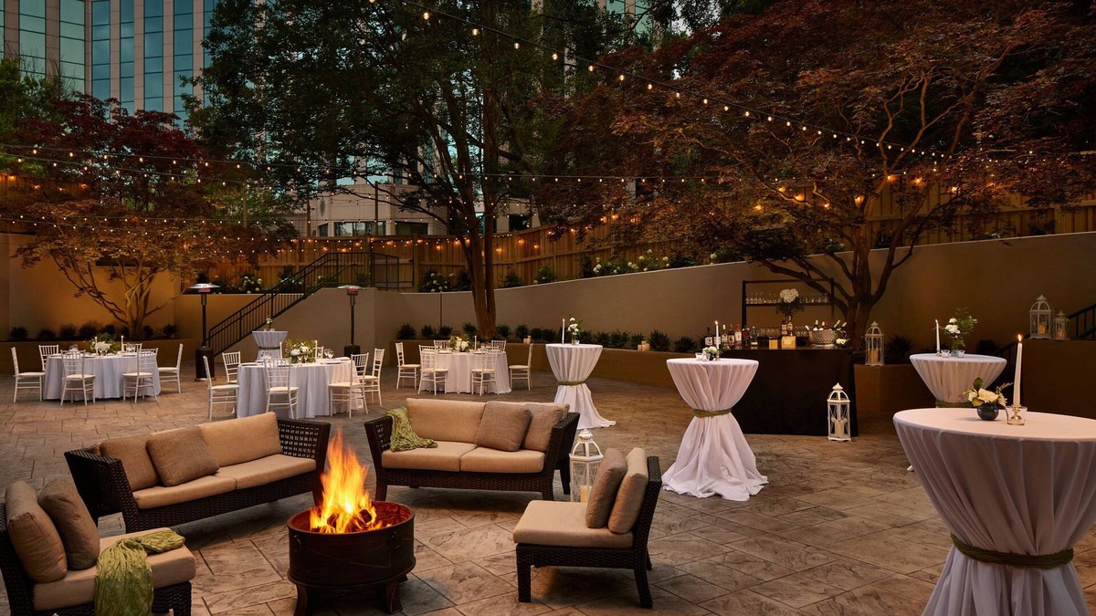 Falls Church Hotel | Falls Church Marriott Fairview Park
