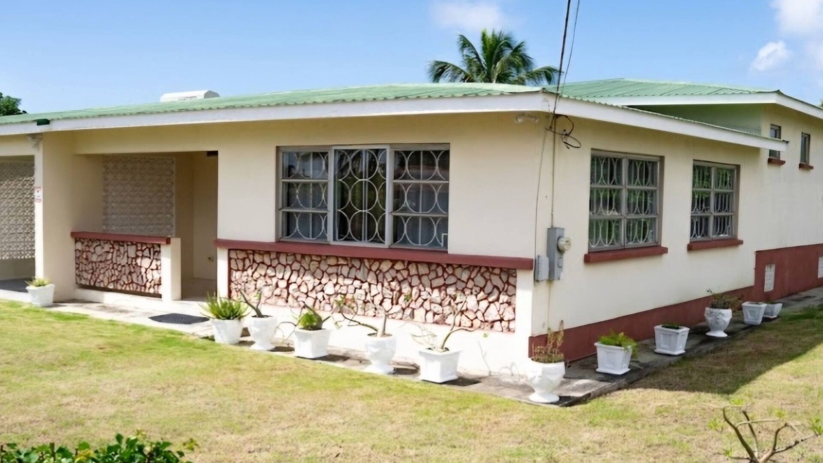 Atlantic Shores House | Families, Divers, Surfers & World Cup Visitors:nRelax in our serene island home.