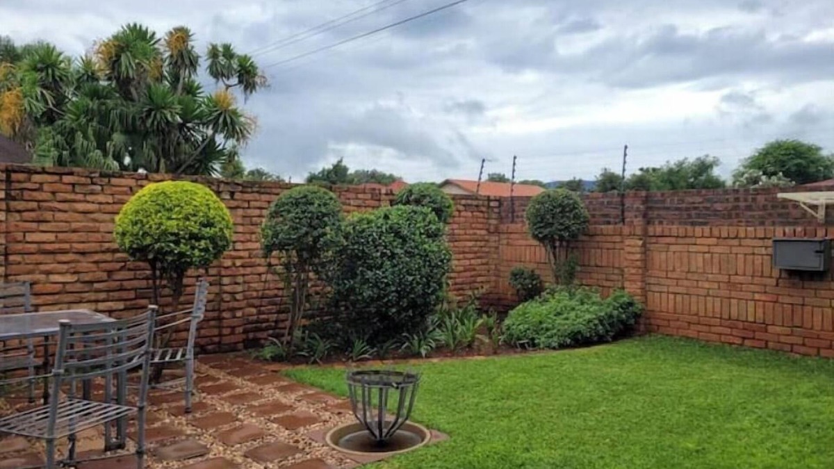 Mokopane Apartment | Family 4 to 5 sleeper unit