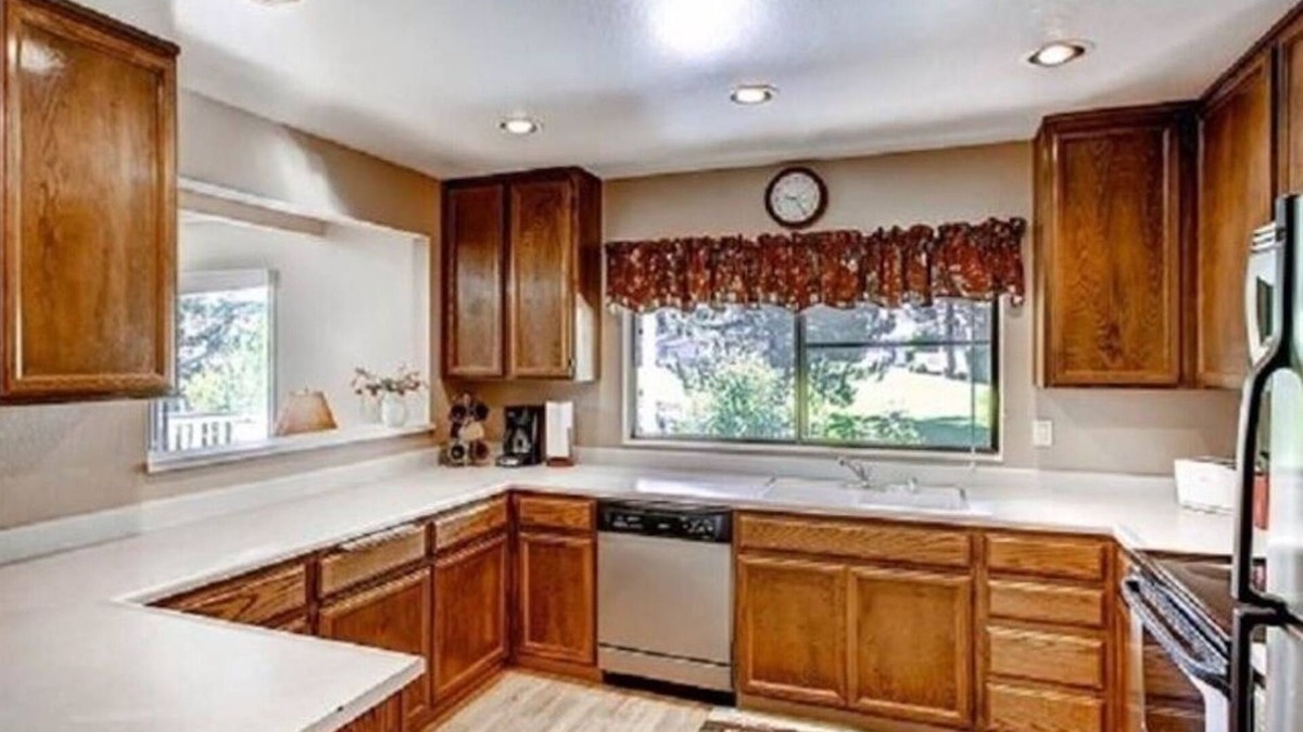 Plumas Eureka Estates Condo | Family and friends getaway in Plumas Pines, 2 Master bedrooms, sleeps up to 10!
