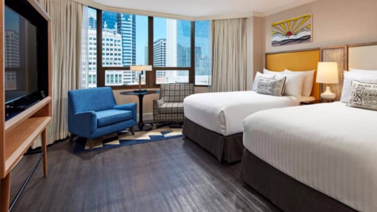 Civic Core House | Family and Friends Getaway! Three Modern Units Near Attractions