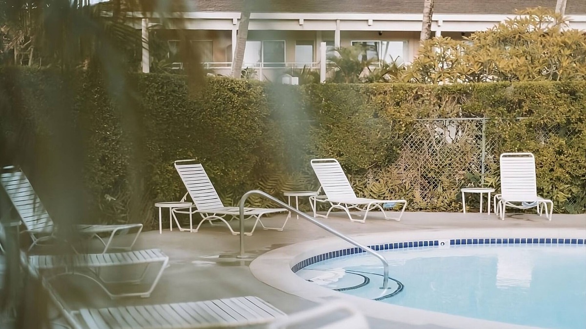 Wailua Apartment | Family and Friends Vacation! Spacious Pool View Suite + Living Area and Kitchen