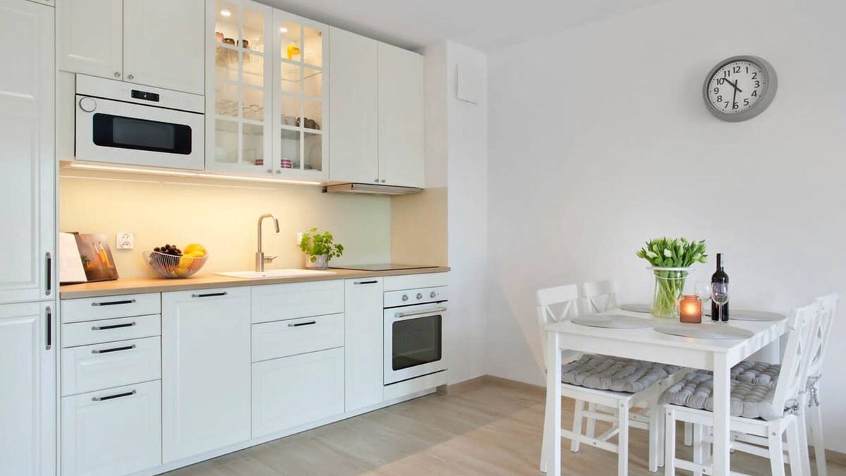 Brzezno Apartment | Family apartment 10minutes walk from the Beachside
