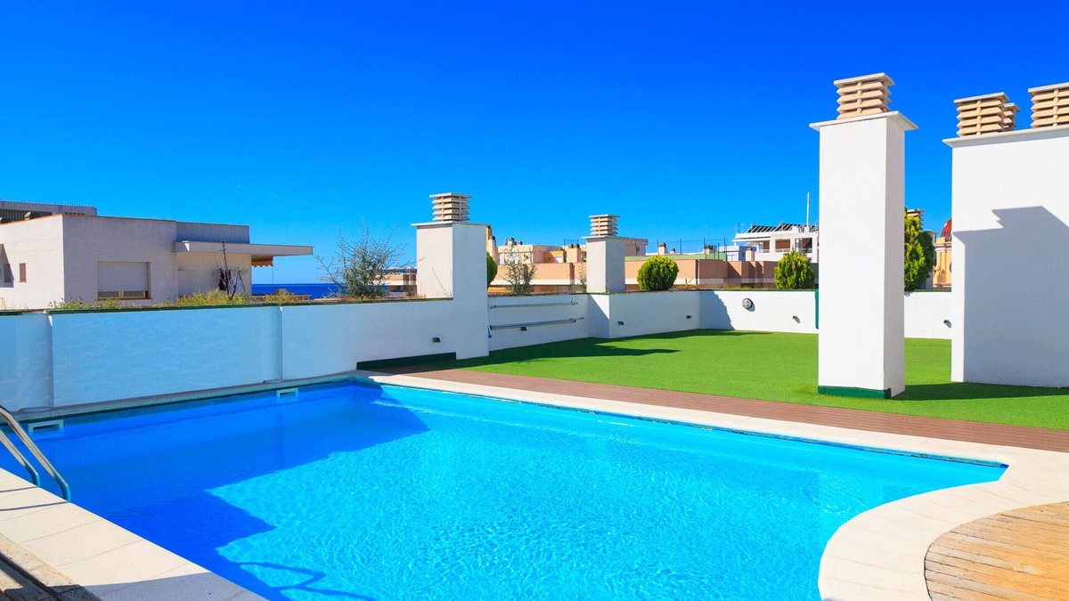 Salou City Centre Apartment | Family Apartment · 80m Beach · UHC SOL I MAR 295