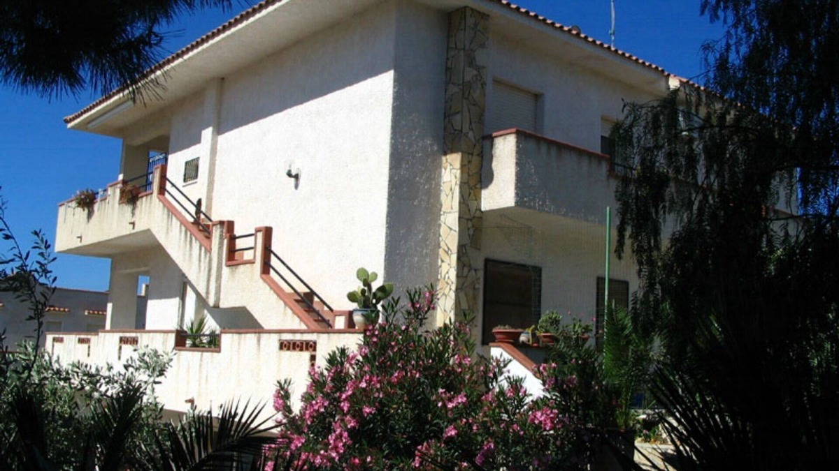 San Giorgio Apartment | Family apartment with children 200 m from the sea-tennis court .