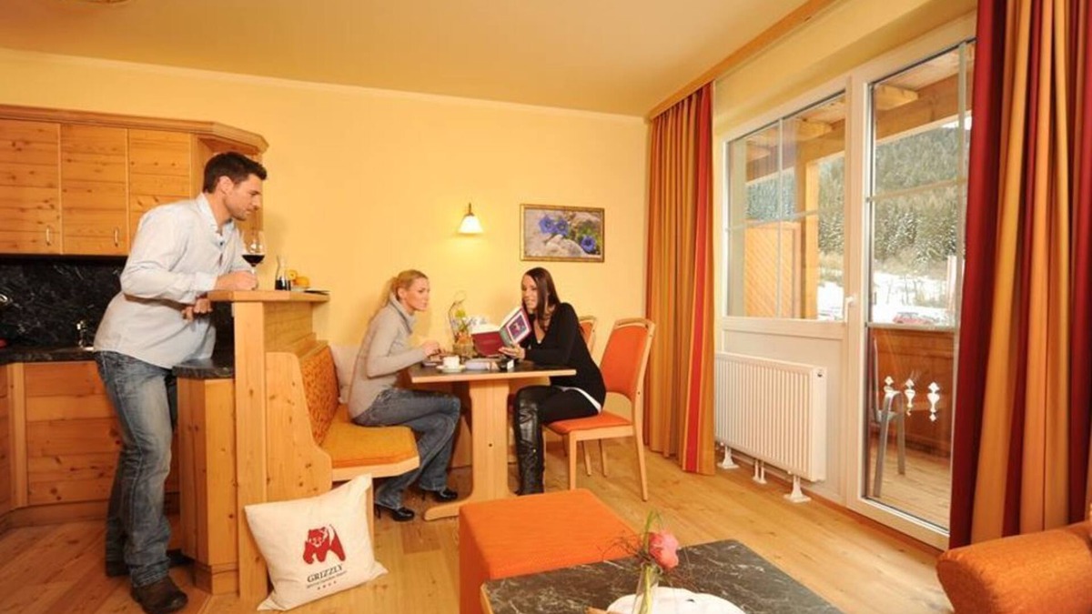 Sankt Margarethen im Lungau House | Family apartment Aineck - Grizzly Sport & Motorrad Resort