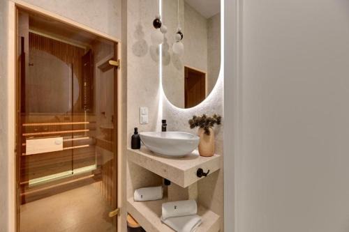 Nowy Port Apartment | Family & Business Sauna Apartments Baltic Horizon PREMIUM SPA - 3 Bedroom with Private Sauna, Jacuzzi, Rooftop Gym & Panoramic Terrace, Balcony, Underground Garage