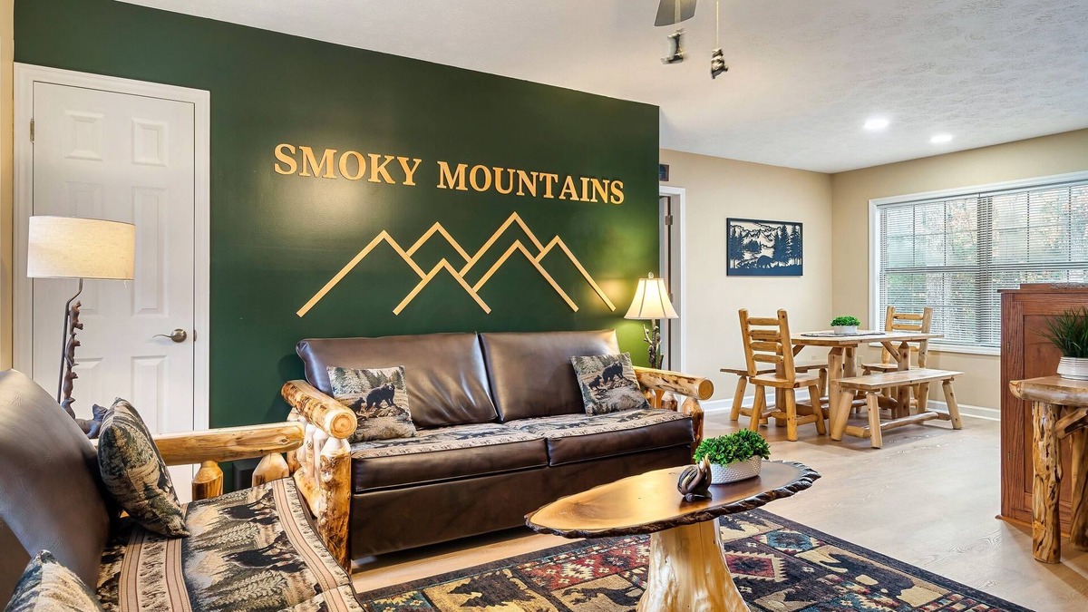 Sevierville Cottage | Family Cabin 5 min from Dollywood Harvest Festival