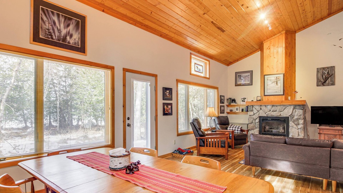 Lutsen Cabin | Family Cabin w/Private Dock on Caribou Lake!