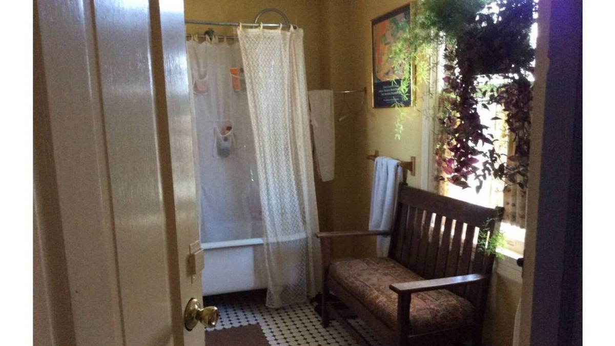 Glenside House | Family Celebration or Relocation Home