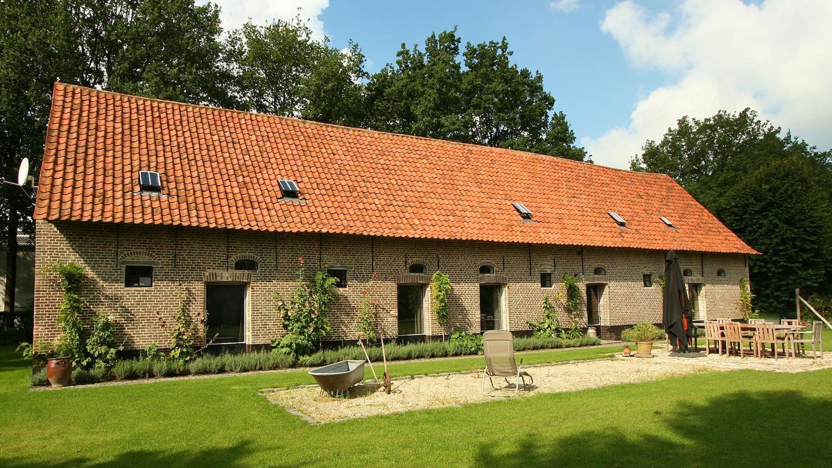 Beernem House | Family Farmhouse with Sauna