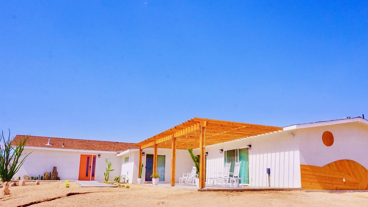 Twentynine Palms House | ☆ Family Friendly ☆ Incredible Views and Privacy ☆Pool☆Hot Tub☆Games Galore☆