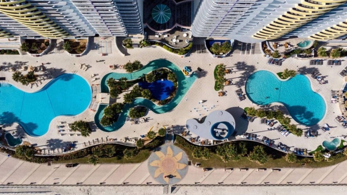 Daytona Beach Resort | Family-Friendly 2BR Suite at Ocean Walk - Beach & Pools Await