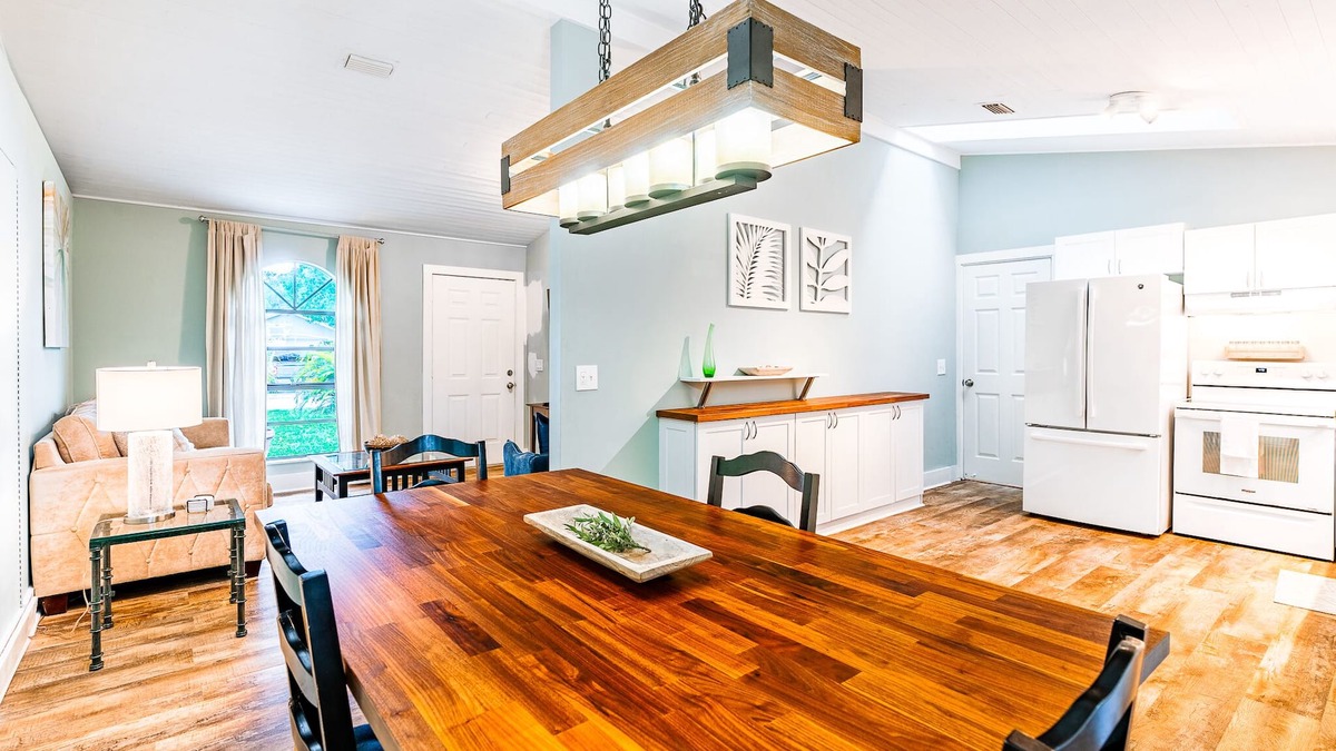Lakewood Park House | Family friendly 3 bedroom home minutes from the beach and top notch restaurants