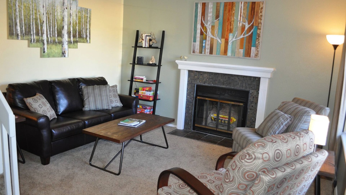 Louisville House | Family-Friendly 3 BR House - Short Walk to Downtown Louisville, Trails & Park