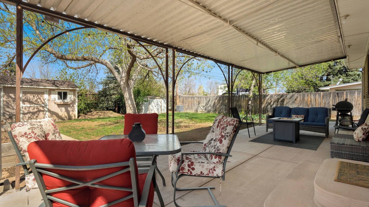 Longmont House | Family Friendly, AC, Covered Patio, Fenced Yard, Clean and Comfortable.
