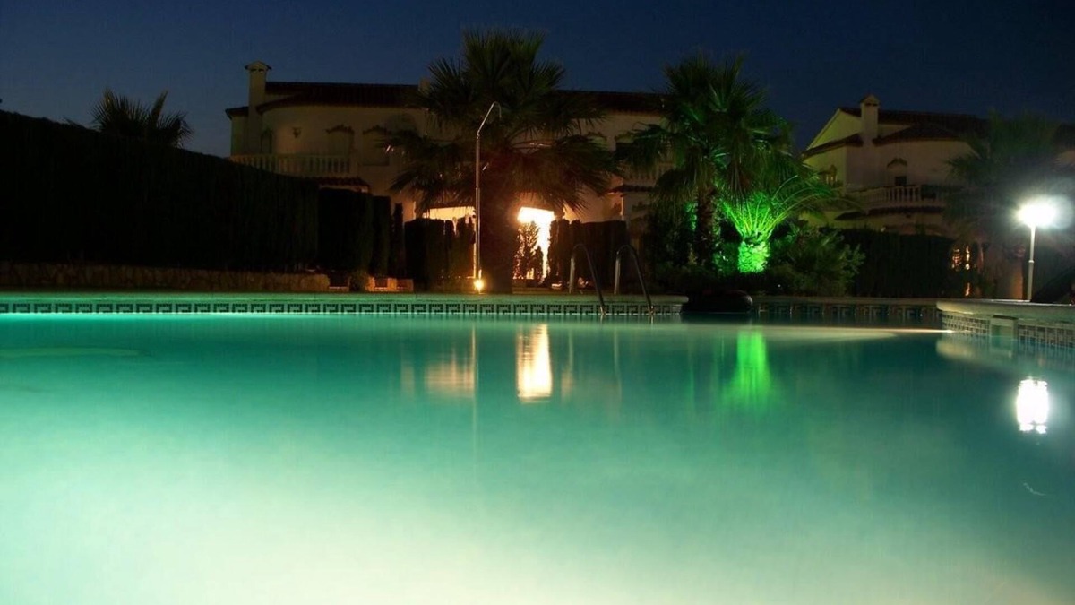 Miami Platja House | Family friendly air-conditioned, luxury class holiday house with pool for rent