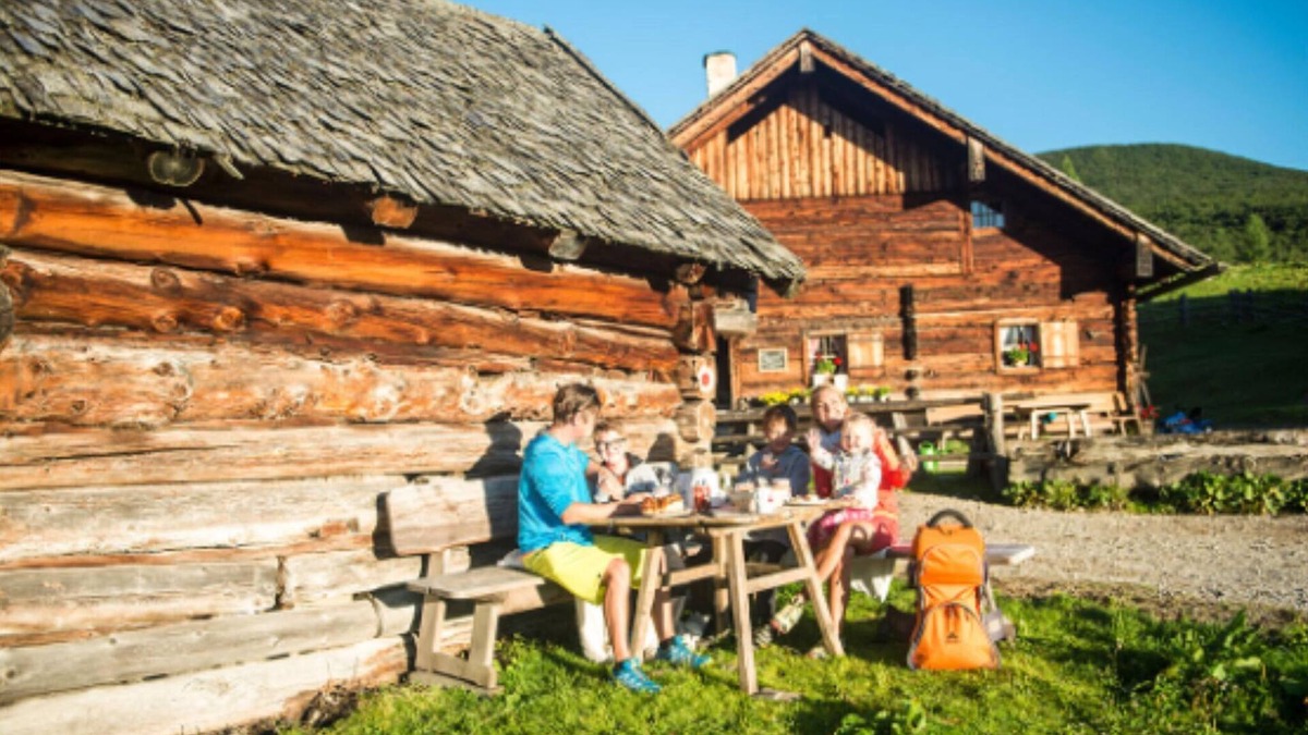 Radstadt Apartment | Family-friendly Apartment in Radstadt with Sauna