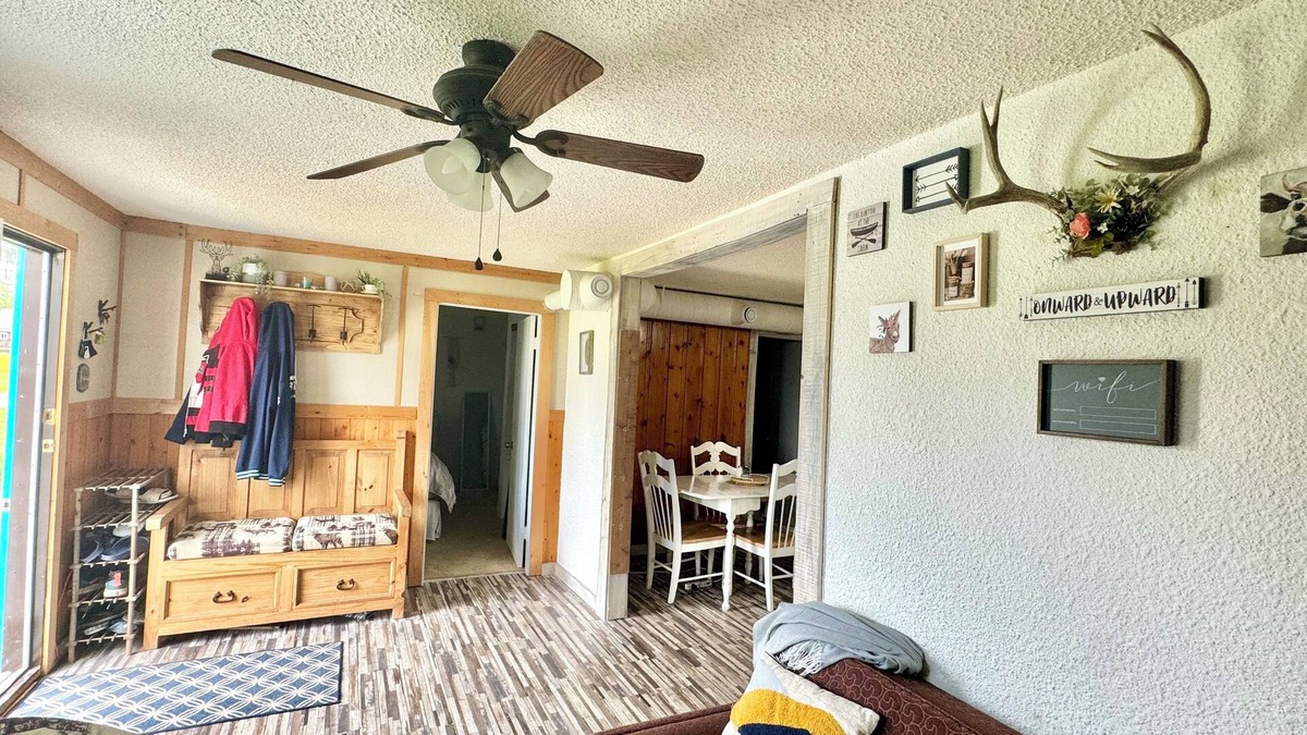 Alberta Beach Cabin | Family friendly cabin in the heart of Alberta beach