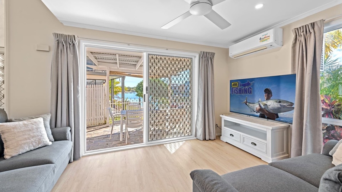 Mooloolaba Apartment | Family-Friendly Flat with Balcony Views