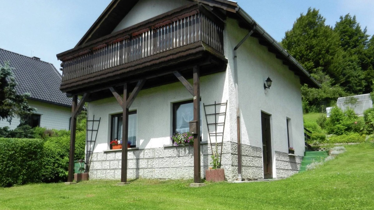 Altenfeld House | Family-Friendly Forest Home