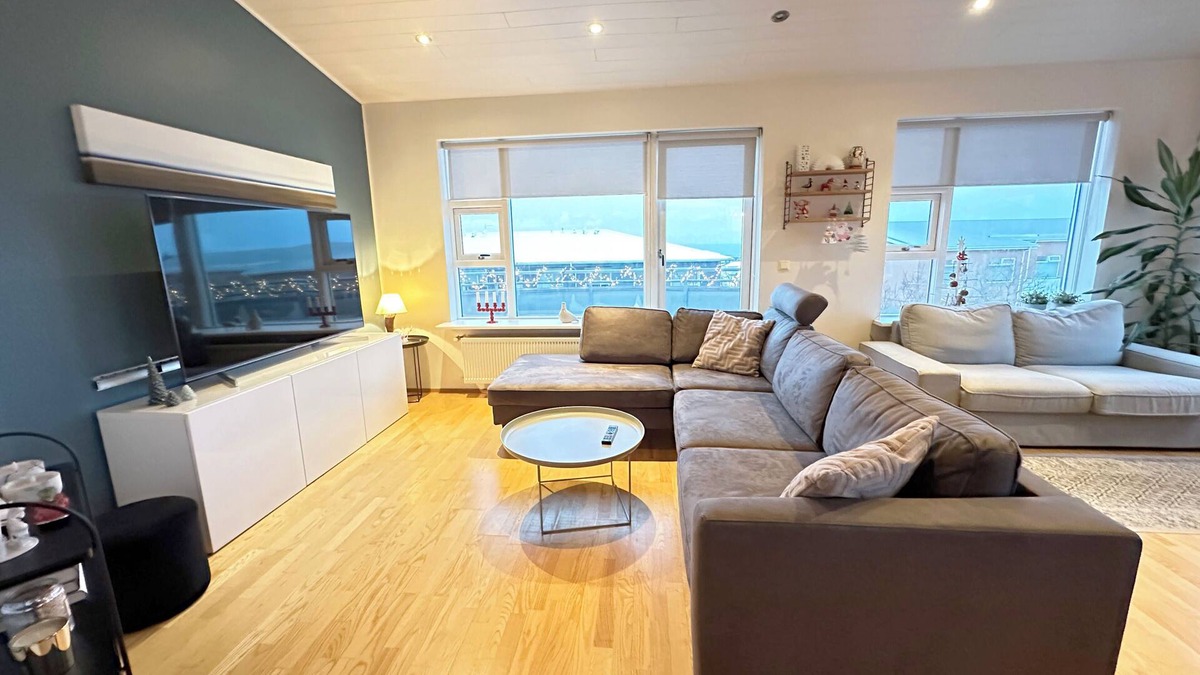 Hafnarfjordur House | Family friendly house in Þrastarás, Hafnarfjörður
