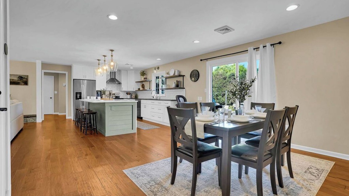 Gordonville House | Family Friendly Home - Surrounded by Amish