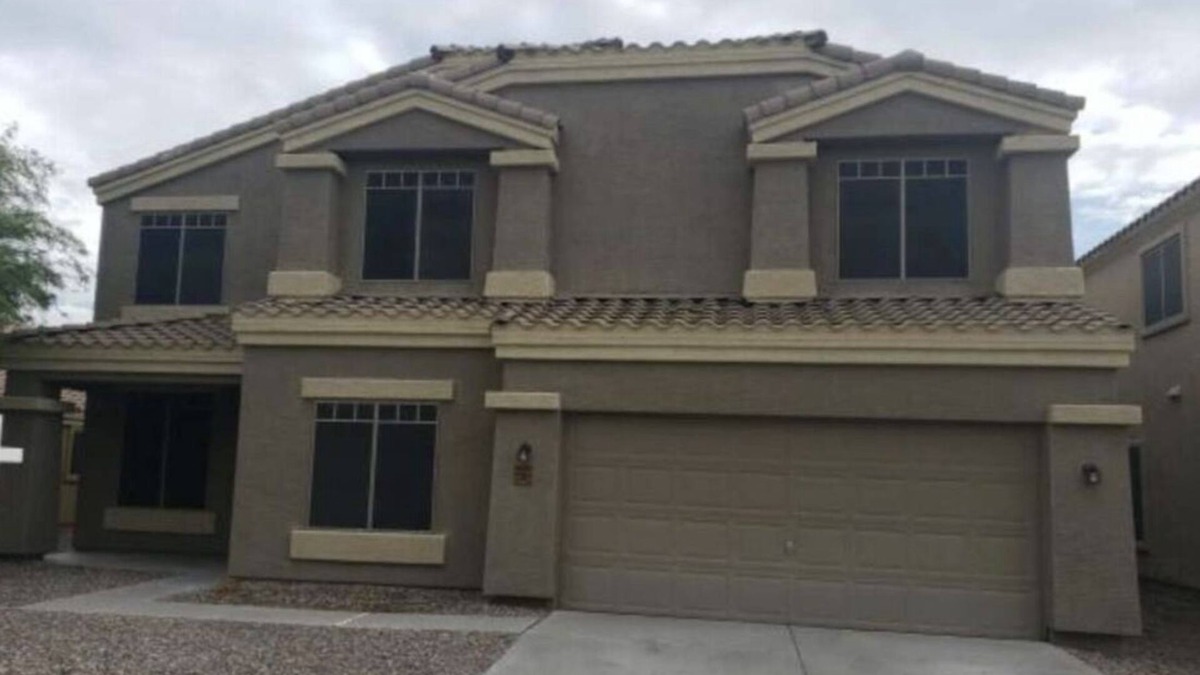 Buckeye House | Family friendly home in quiet neighborhood.