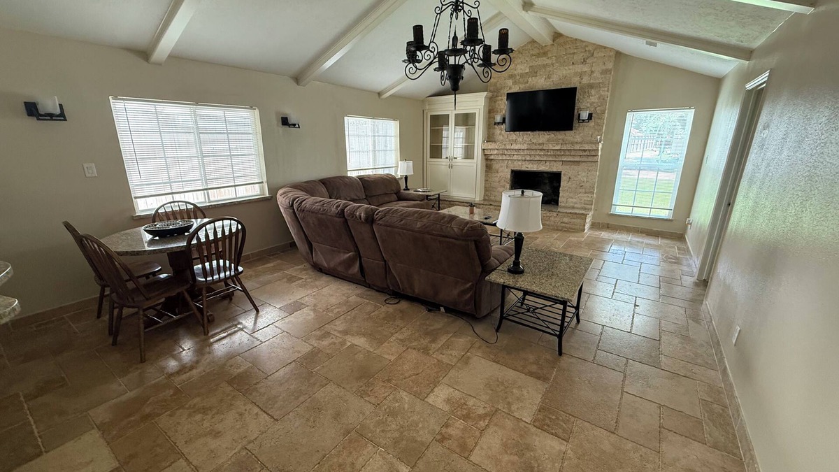 Houston House | Family-friendly home in the heart of Houston.