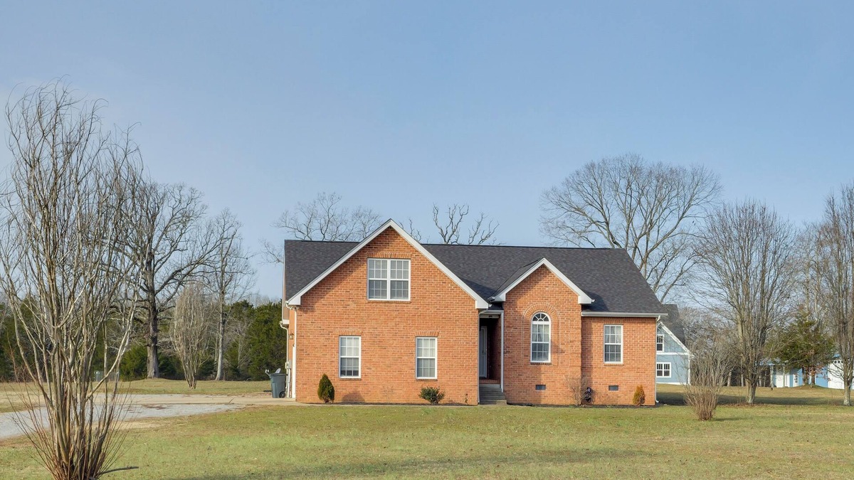 Wilson County House | Family-Friendly Home on Large Plot in Lebanon
