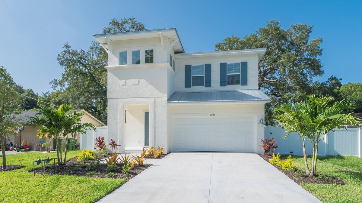 Alta Vista House | Family Friendly Home
