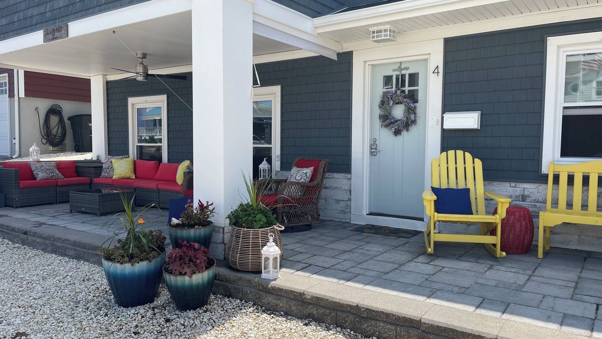 Ortley Beach House | Family friendly house - only two houses from the beach!