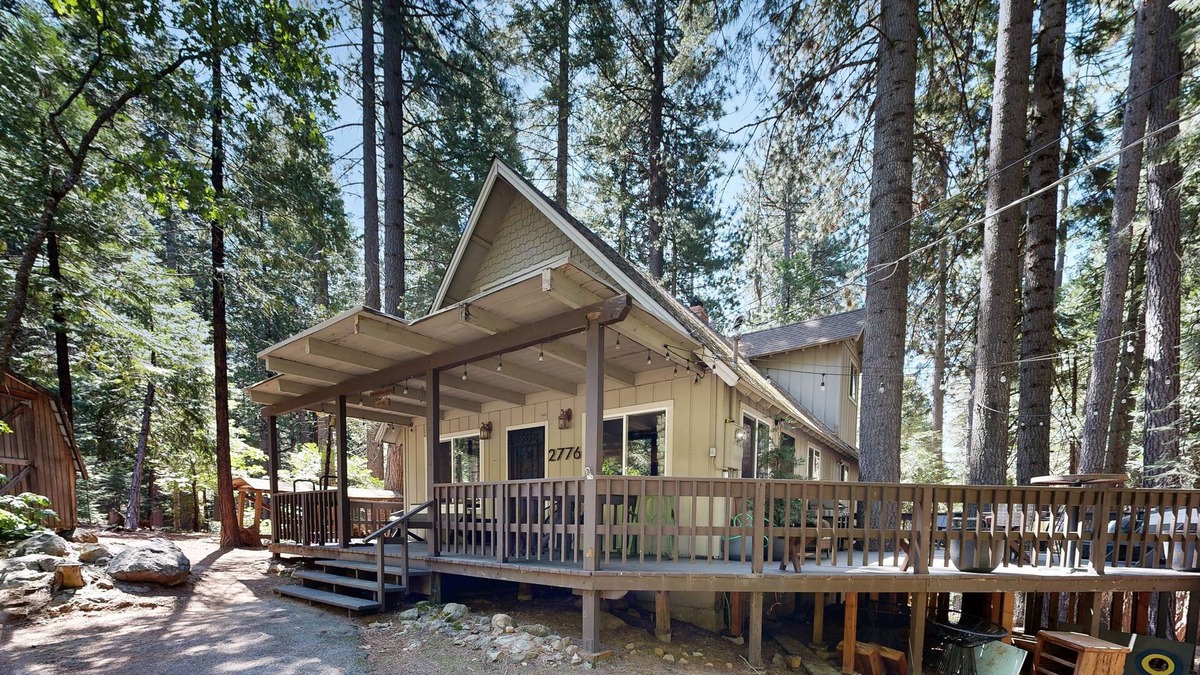 Arnold House | Family-friendly mountain home near private lake and slopes