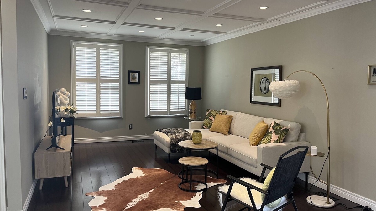 St. Catharines House | Family Friendly Niagara Haven: Port Dalhousie & Niagara Falls Hub
