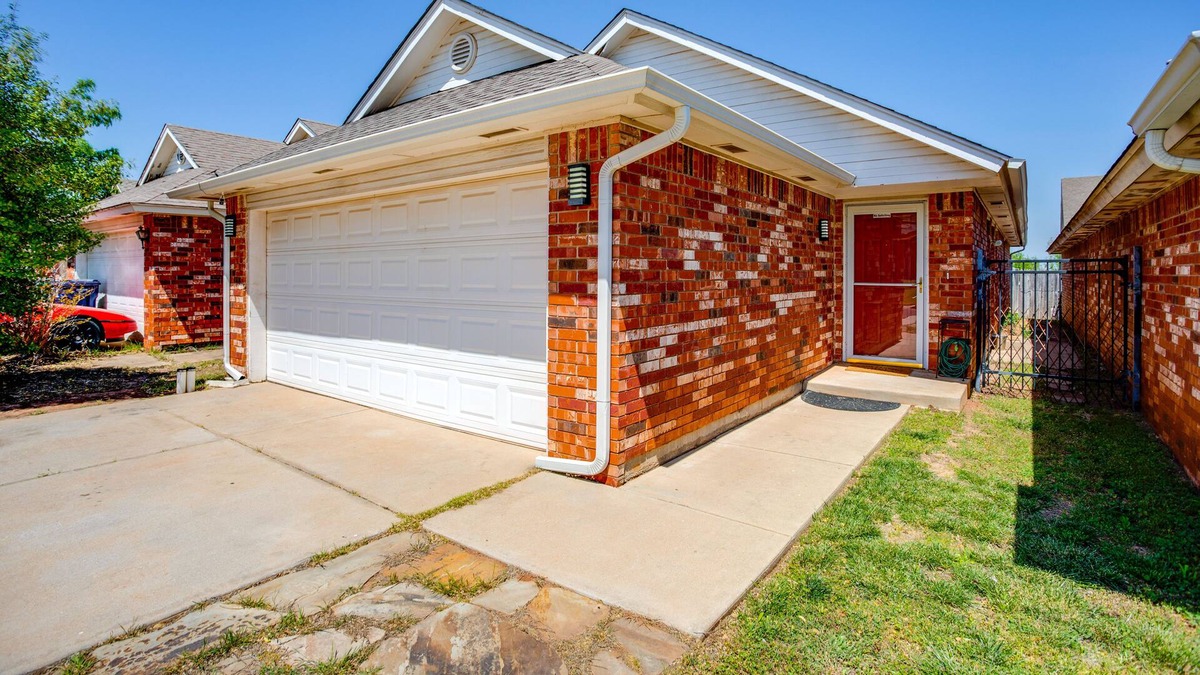 Oklahoma City House | Family-Friendly OKC Rental w/ Small Fenced Yard!