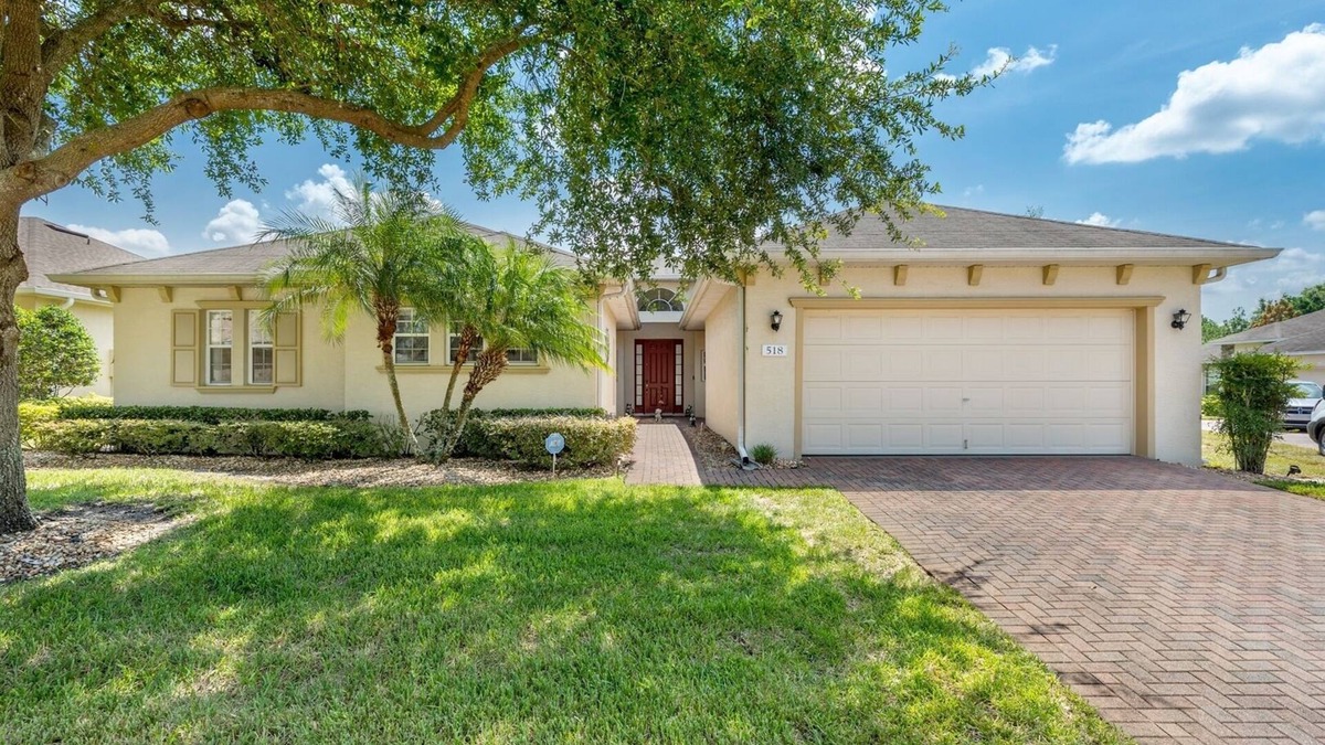 West Haven House | Family-Friendly Orlando Villa – Gated Community, Sleeps 9, Pool & Games Room