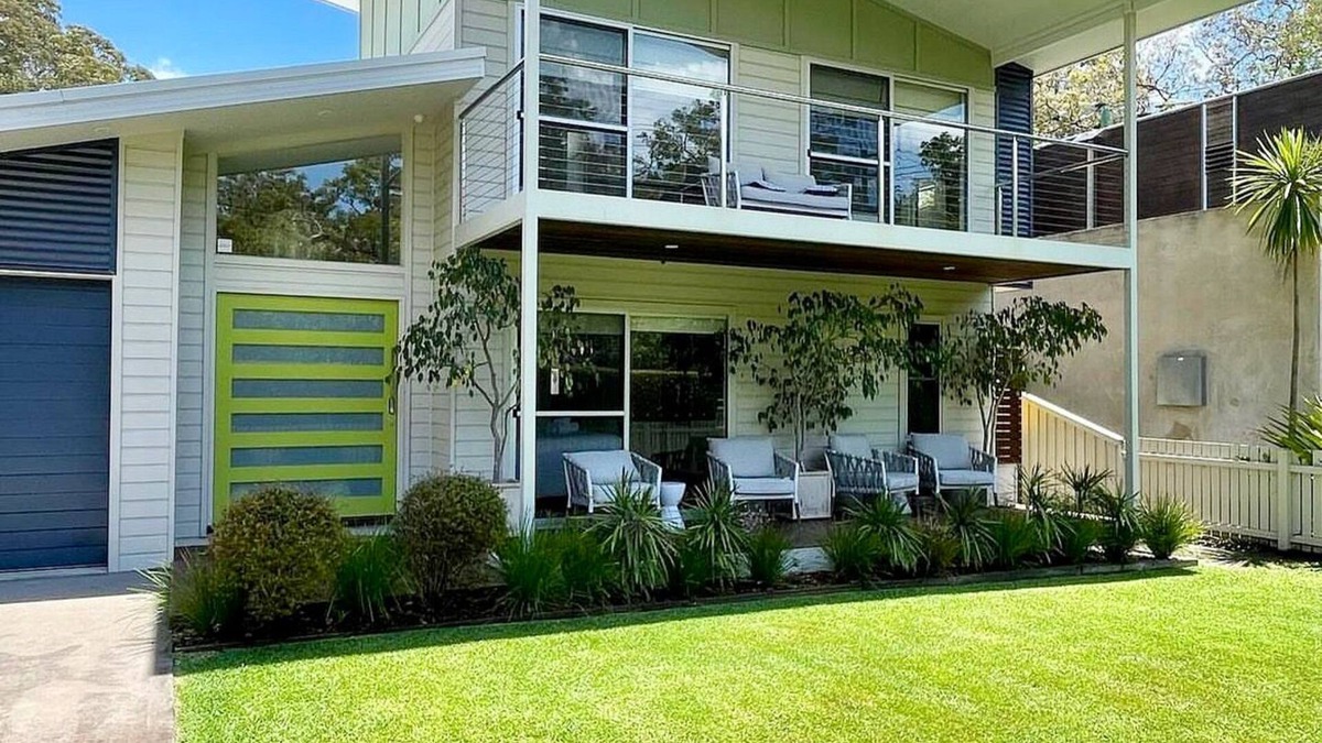 Pearl Beach House | Family friendly Pearly home with pool - your little slice of family paradise!