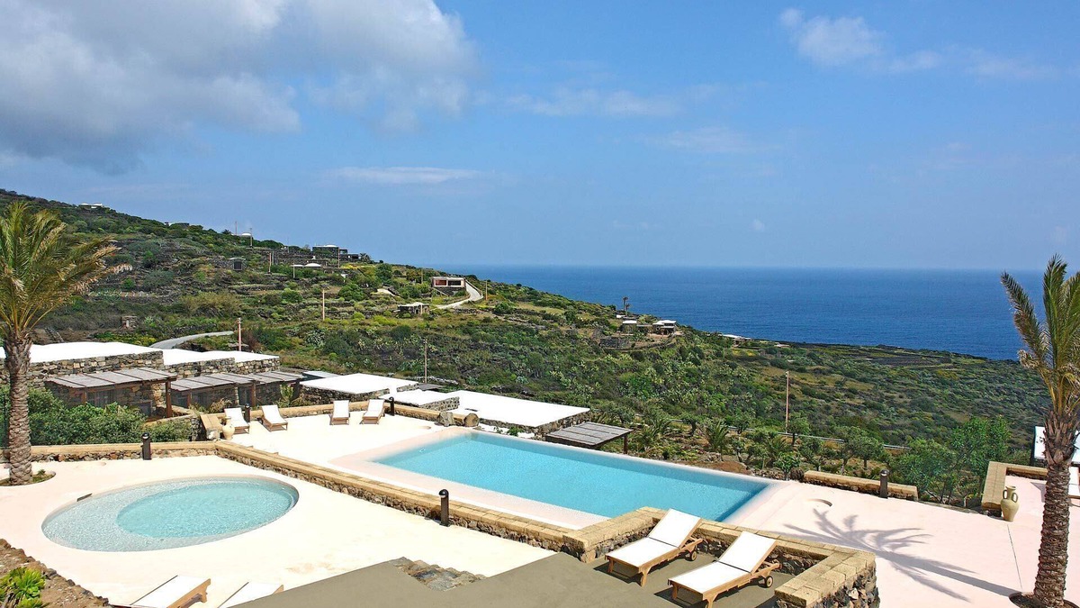 Pantelleria Resort | Family Friendly Pet friendly Located in one of the iconic spot of Pantelleria