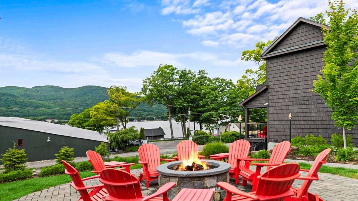Lake George House | Family Friendly - Pet Friendly